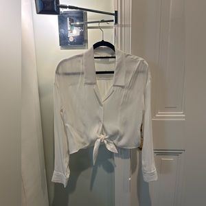 Aritzia Wildfred Front Tip Cropped Blouse